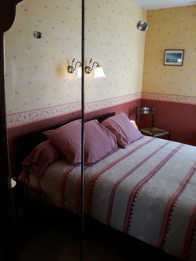 Hon-Ty Bed & Breakfast Groix Bagian luar foto